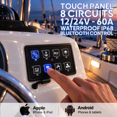 Panneau de commande tactile numérique BAYWATT à 8 circuits sur une console de voilier, avec touches rétroéclairées bleues